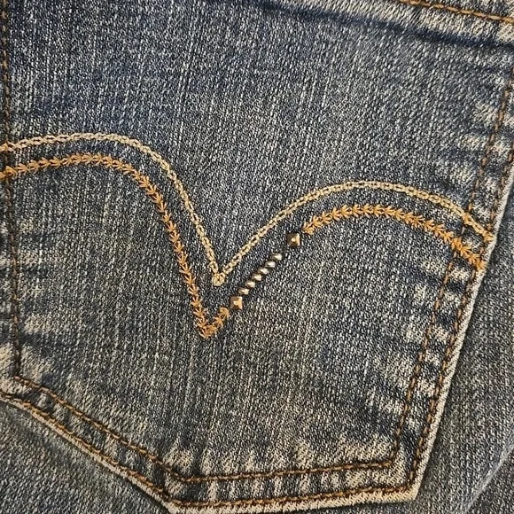 Levi's Studded Pocket Vintage Bootcut Jeans - Picture 6 of 6